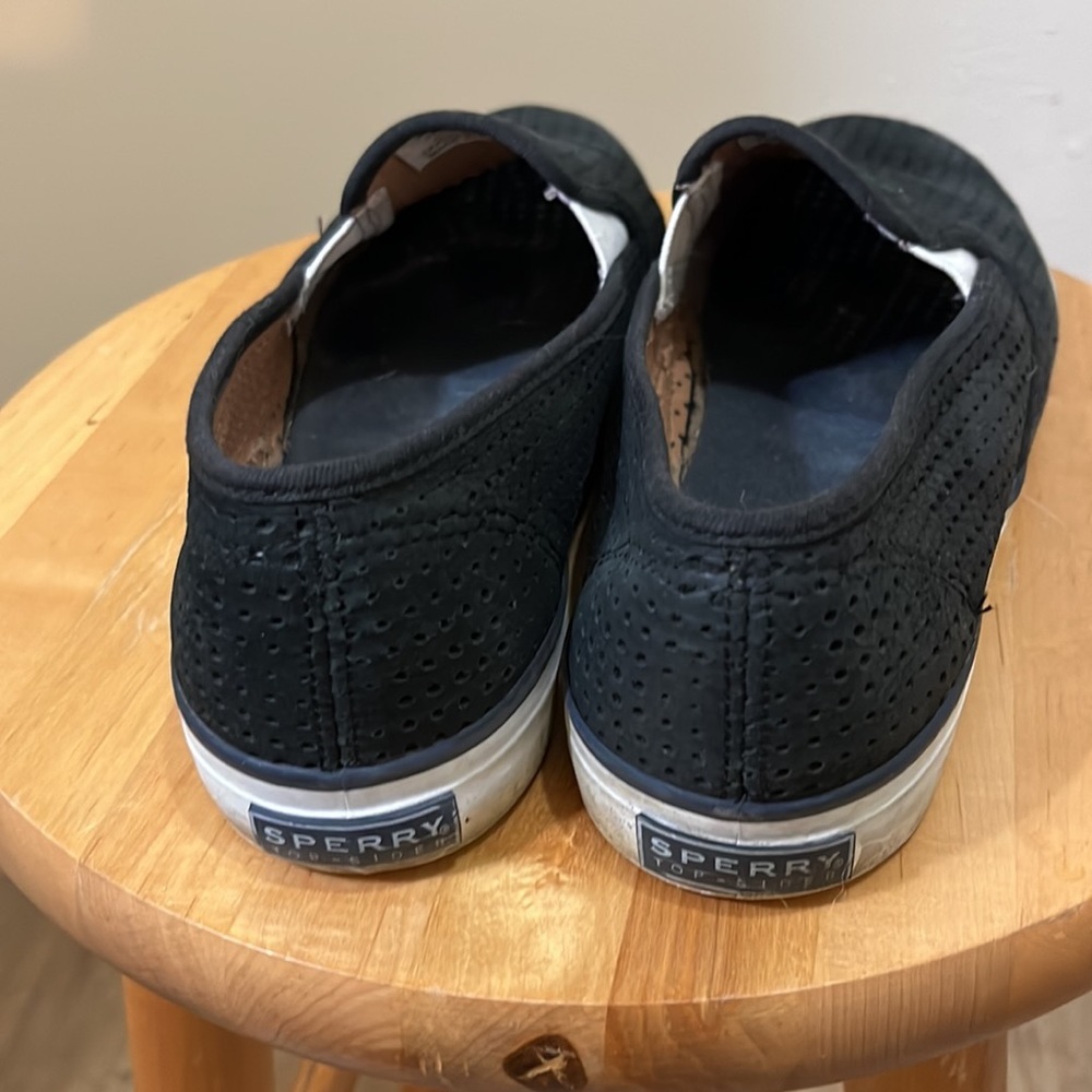 Sperry women’s black leather open weave top-sliders. Size 9.5 M - Picture 3 of 6